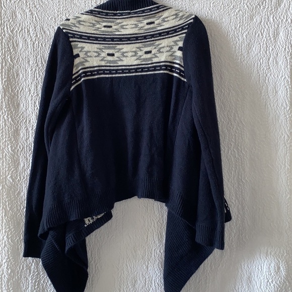 Wet Seal Long Sleeve Open Front Tribal Print Cardigan - Picture 2 of 6